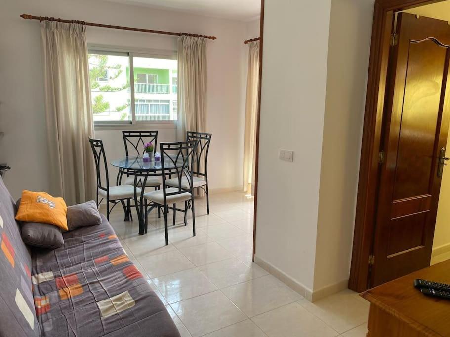 Seaside Apartment With Balcony Las Galletas Εξωτερικό φωτογραφία